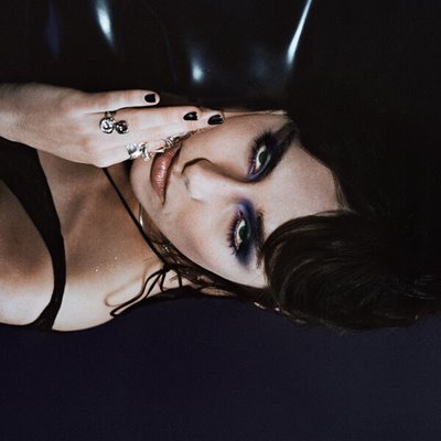 Ariane Roy - Dogue [24-bit Hi-Res] (2025) FLAC